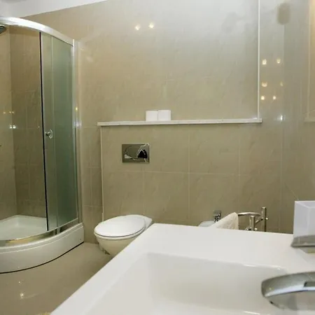 Okrug Gornji Luxurious Escape With Pool * تروغير
